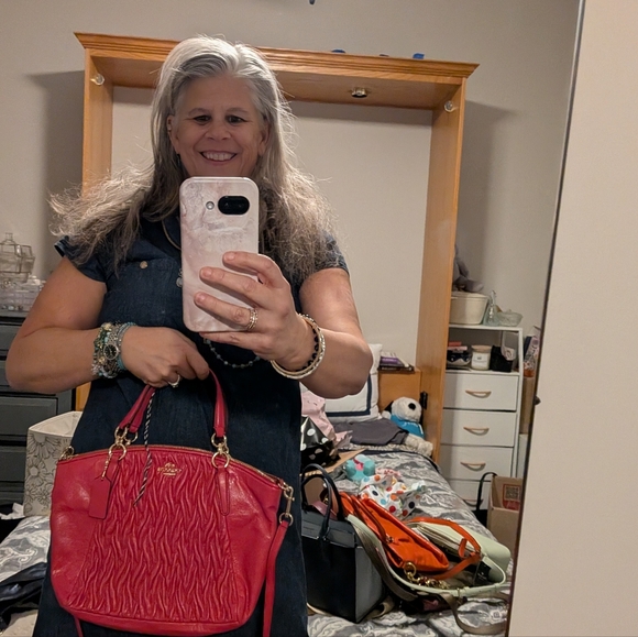 Coach Vintage  Fuchsia Pleated Leather Shoulder/Crossbody - Picture 15 of 15